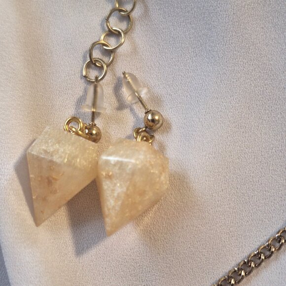 Artisan Handmade Resin Soft Pink and Gold Flake Gem Shape Necklace Earring Set - Picture 3 of 6